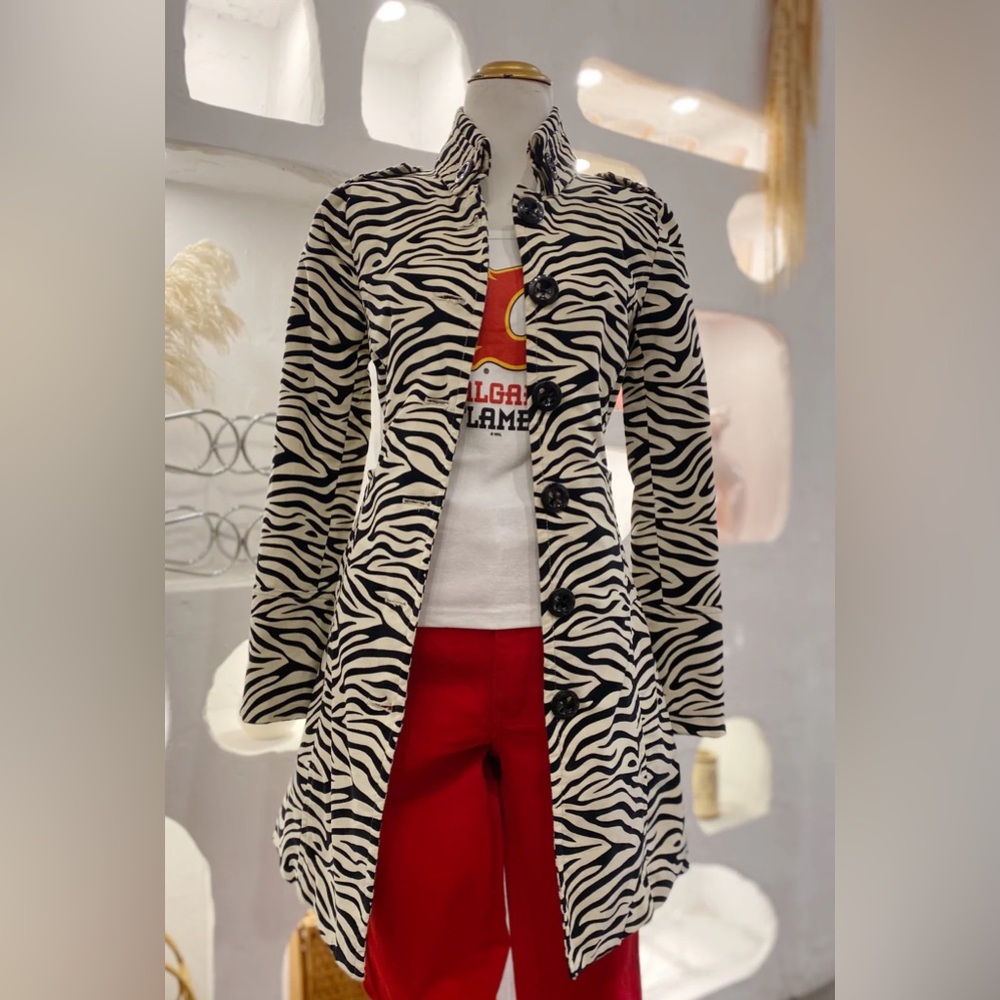 Y2K Soft Zebra Print Trench Style Lightly Lined Button Up Jacket with Pockets